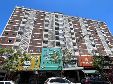 Avda. Presidente Peron 1600, Piso 1