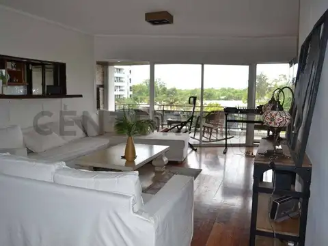 Departamento 4 ambientes con 2 baños