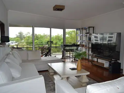 Departamento en Venta en Marinas Golf, USD 290.000