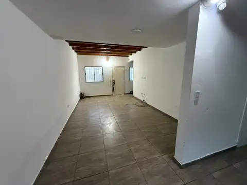 Casa en Alquiler en Wilde, $ 700.000