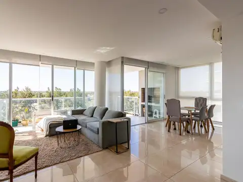 Venta Departamento de 3 dormitorios en Fisherton