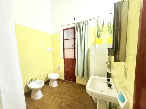Depto Tipo Casa en Venta 70 años