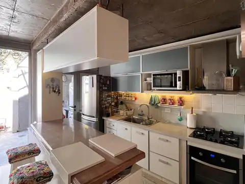 Depto Tipo Casa en Venta de 4 dormitorios