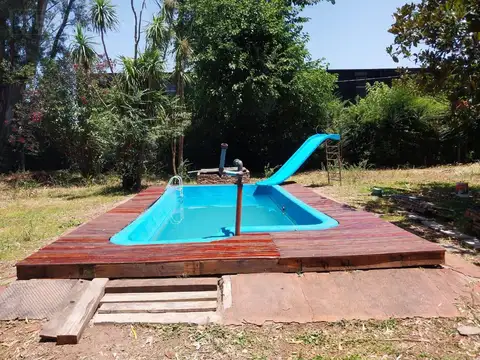 Venta Casa 5 Ambientes con Piscina sobre Colectora Panamericana Ramal Pilar APTO COMERCIAL