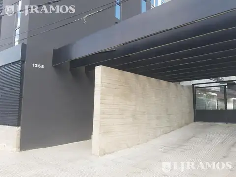 Departamento en Alquiler con 1 cocheras