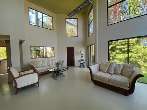 Casa en Alquiler en Punta del Este, USD 15.400