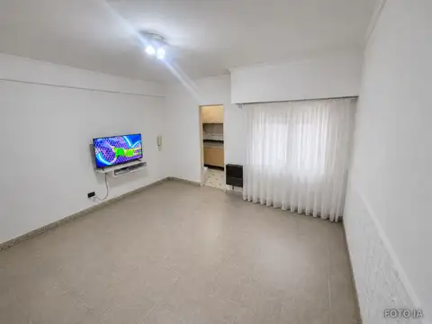 Depto Tipo Casa 2 ambientes con 1 baño