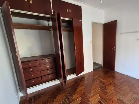 Depto Tipo Casa en Venta con 1 cocheras