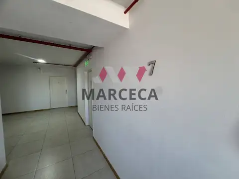 Departamento en Alquiler en Área Centro Oeste, $ 1.800.000
