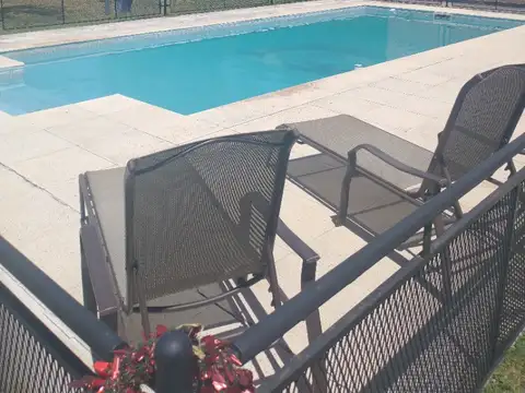 Quinta en Venta con 2 cocheras