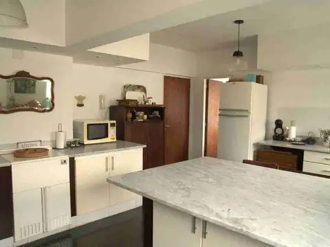 Departamento en Alquiler de 8 ambientes