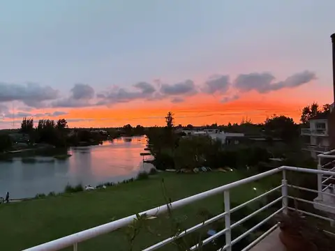 Departamento 3 ambientes en venta en Santa Bárbara, listo para entrar, impecable 2 camas grandes