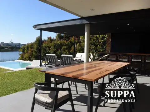 Casa en Alquiler de 5 dormitorios