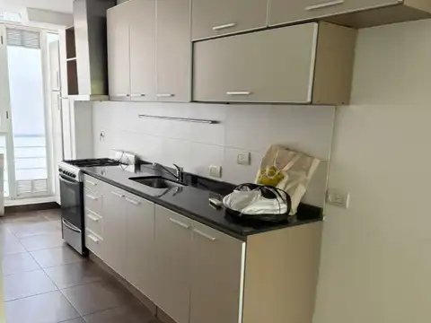 Departamento en Alquiler con 1 cocheras
