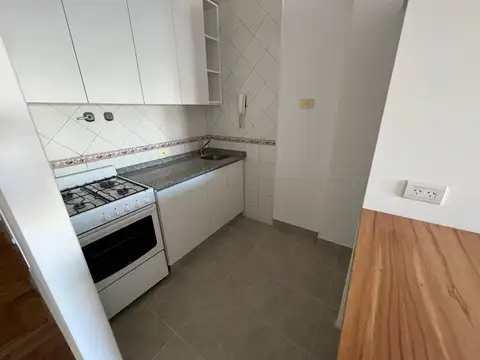 Departamento en Alquiler con 1 cochera