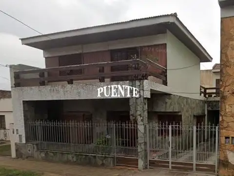 Casa en Banfield Este