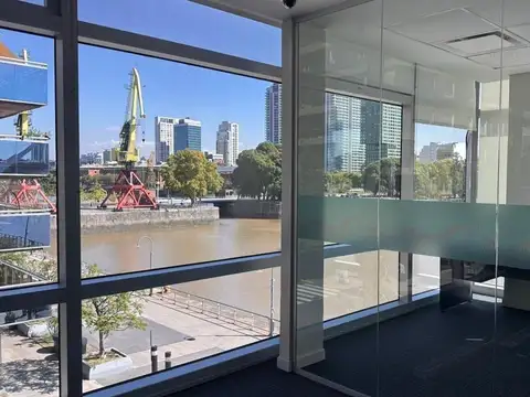 Alquiler Oficina de 390 m² con terraza y 1 cochera en Puerto Madero