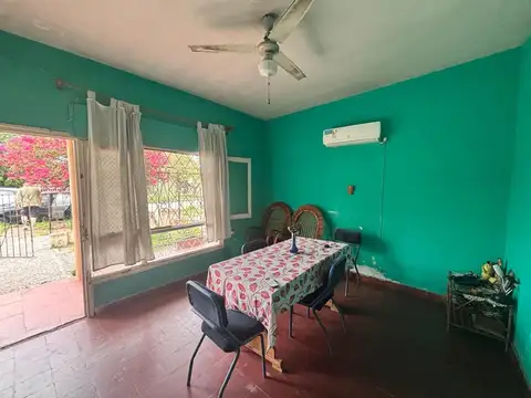 VENDO CASA A REFACCIONAR BARRIO SARMIENTO