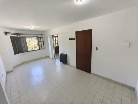 Departamento en Alquiler en Barrio Chijra, $ 750.000