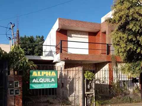 Depto. de 3 amb. con cochera en alquiler | Berazategui