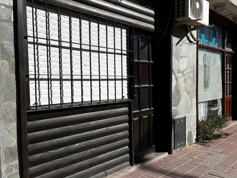 LOCAL CON VIVIENDA VILLA GESELL