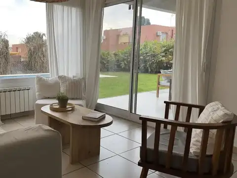 Casa en Venta en Pilar del Este - Casas del Este, USD 176.000