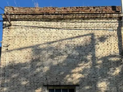 GALPON CENTRICO CON CASA A RECLICAR