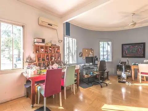 Venta Casa 5 ambientes de estilo | excelente estado| luz | detalles de calidad | Caballito
