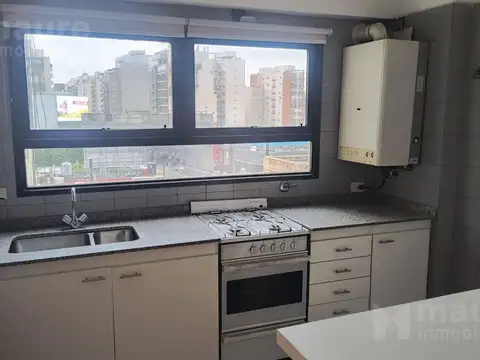 Teodoro García 2300
