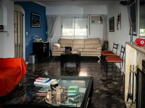 Departamento 6 ambientes con 5 baños