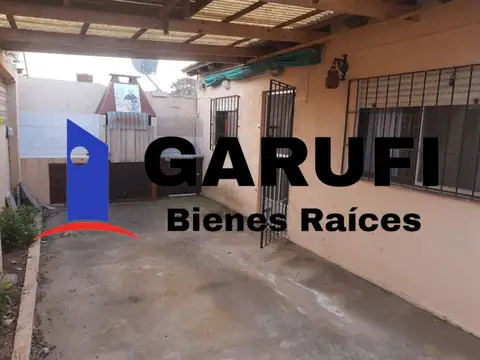 Casa con patio - parrilla y espacio de auto techado - Mar del Tuyú - 3 cuadras del Mar