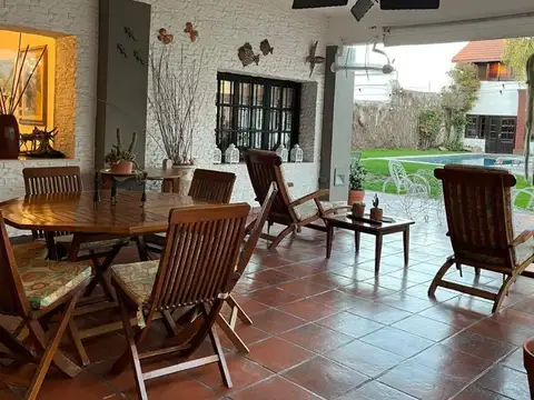 venta Casa 2 Ambientes 1 dormitorio,Martinez Jardin,casacada