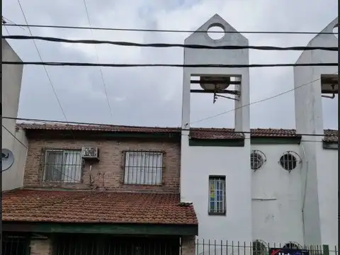 Dúplex en alquiler c/ cochera en San Miguel