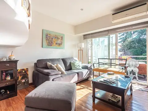 Venta PH de 4 ambientes - triplex - con cochera  en Flores Norte