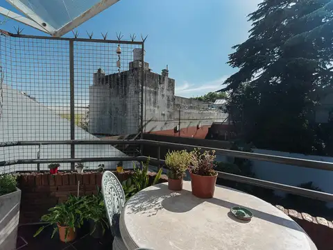 Depto Tipo Casa en Venta en Villa General Mitre, USD 210.000