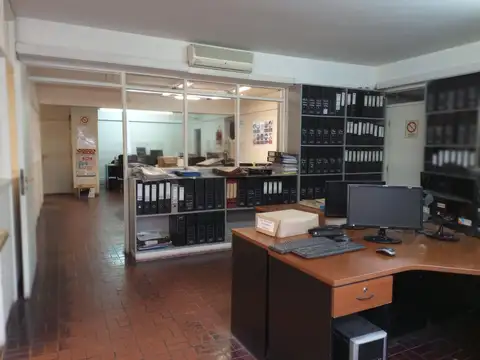 Oficina Monoambiente con 2 baños