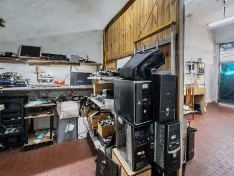 Local en Venta 65 años