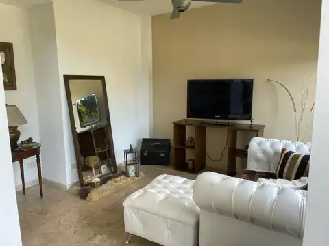 Casa en Alquiler en Santa María del Tigre, USD 3.800