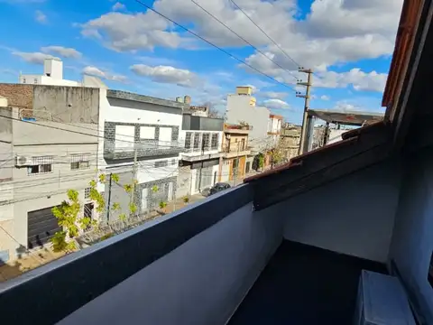 Depto Tipo Casa en Venta 6 años