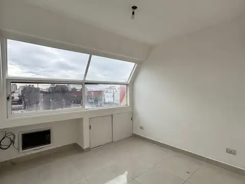 3 ambientes en venta, piso alto super luminoso