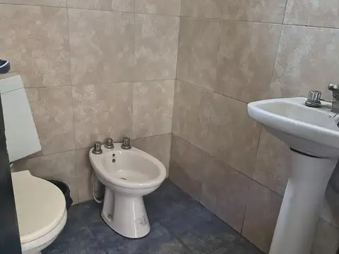 Local en Venta en Bosques, USD 220.000