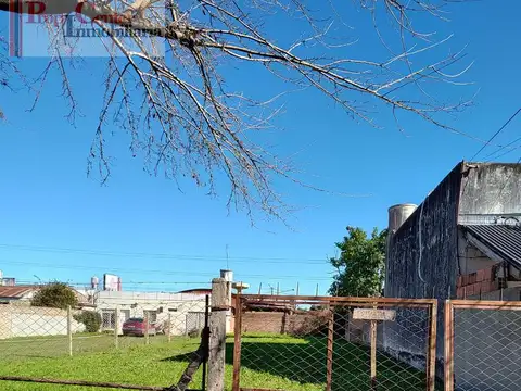 Terreno en Venta 44  mts Fondo