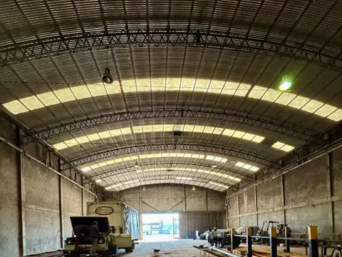 Alquiler Galpón 1200 m² FOSA CAMION. Ruta 8 General San Martin