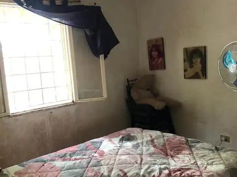 Remax vende casa 2 domitorios. OPORTUNIDAD