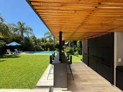 Casa en Venta de 5 dormitorios