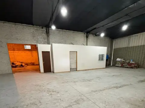 Galpon en Alquiler en Centro, $ 1.650.000