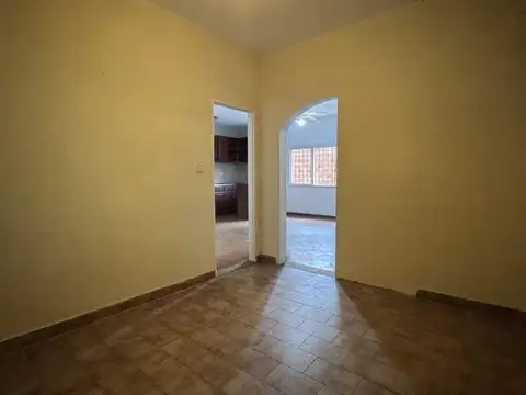 Casa en Alquiler en Ingeniero Adolfo Sourdeaux, $ 550.000