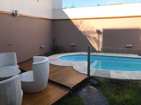 ¡Venta! Dúplex en Urca ¡Con Escritura!