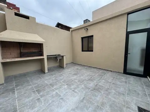 Depto Tipo Casa en Venta de 3 dormitorios
