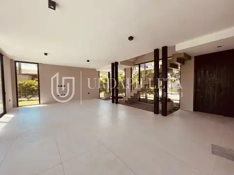 Casa en Venta de 5 dormitorios